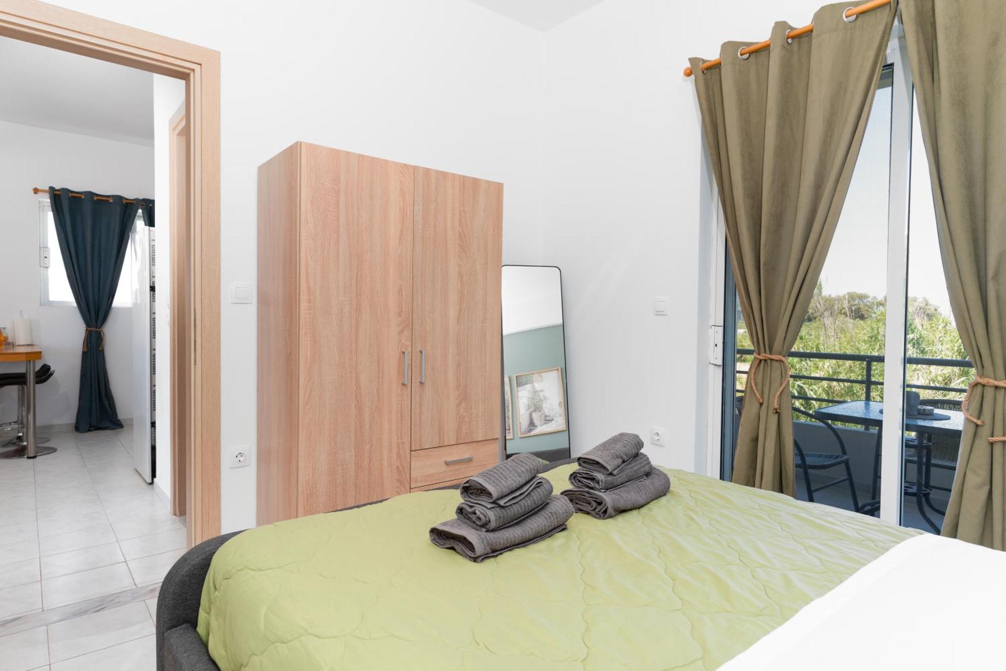 Marvinas Seaside Apartments, Gaia Apartment & Hydor Jacuzzi Apartment Kremastí Zewnętrze zdjęcie