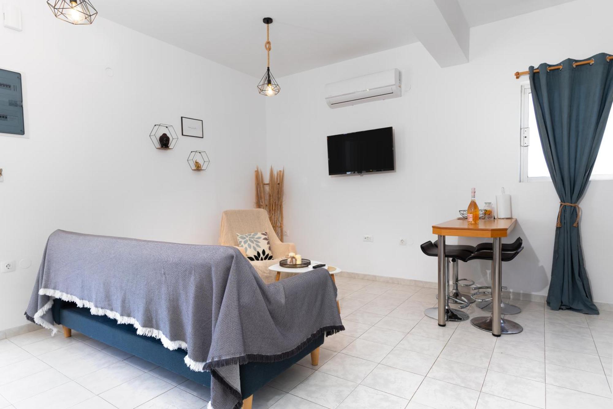 Marvinas Seaside Apartments, Gaia Apartment & Hydor Jacuzzi Apartment Kremastí Zewnętrze zdjęcie